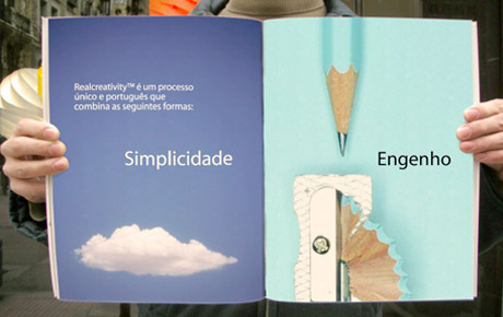 <p>Bloom Consulting a été contacté pour développer une stratégie pro-bono pour le gouvernement du Portugal, destinée à incarner la vision de la nation : donner du pouvoir au peuple portugais en présentant leur pays comme une plaque tournante de l'innovation, de la technologie et de la créativité. Compte tenu de la possibilité d'une crise économique à l'échelle nationale, il s'agissait d'un projet très ambitieux.</p>
                                    <p>Sur la base des critères proposés par le Portugal et des résultats de nos recherches, nos experts ont proposé une stratgie de gestion des actifs immatériels portugais que sont l'innovation, la technologie et la créativité, d'une manière unique qui permettrait au pays de se démarquer et de prospérer au niveau mondial.</p>
                                    <p>Nos recherches ont abouti à la création du concept de marque du Portugal “RealCreativity™”, conçu pour représenter un mode de pensée innovant et “portugais”, soutenu par la riche histoire de la nation en tant qu'explorateur mondial. La nouvelle marque a réussi à montrer que le Portugal est une nation qui sait s'adapter malgré les circonstances extrêmes dans lesquelles elle peut se trouver, toujours capable de résoudre des problèmes et de générer des idées nouvelles et innovantes.</p>