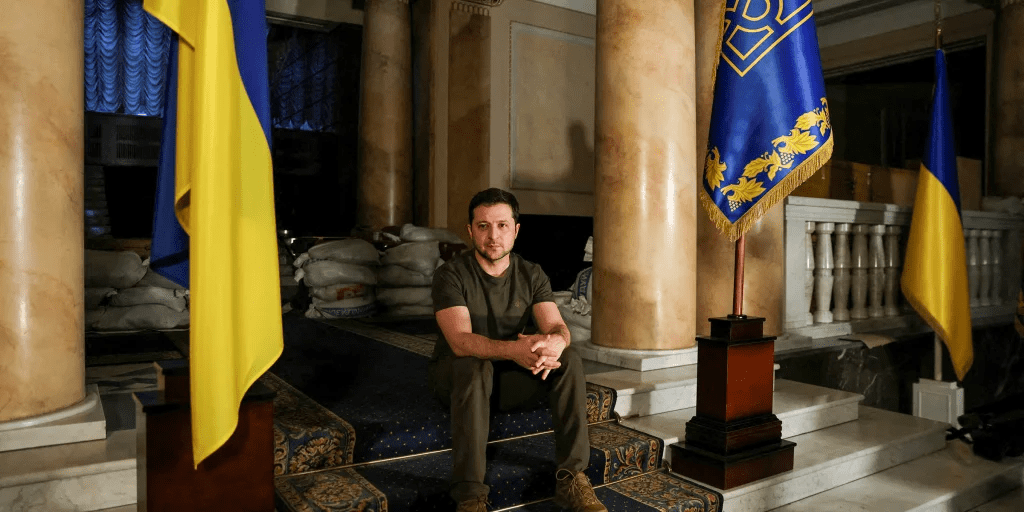 Volodymyr Zelenskyy in a photo during the invasion