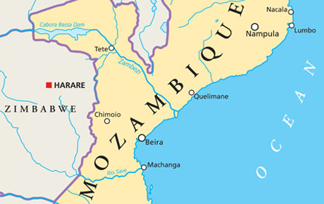 <p>Em 2012, a Bloom Consulting foi contactada para a realização, em parceria com uma empresa tecnológica, de uma avaliação do risco de atração de talento de um novo investimento mineiro na cidade de Tete, em Moçambique.</p>
                                    <p>Ao iniciar este projeto, os nossos especialistas enfrentaram o desafio de reunir dados necessários a partir da limitada informação disponível, com o objetivo de realizar uma avaliação inicial sobre o talento local e calcular a diferença entre a oferta e a procura de talento pelo investimento em Tete.  Através da nossa metodologia e importante rede de contactos, foi possível recolher e analisar dados relacionados com a dimensão “Talento” do país, que anteriormente não estavam disponíveis em Moçambique.</p>
                                    <p>Os nossos esforços resultaram na produção de um Índice de Talento que abrangeu todas as regiões de Moçambique e mediu com sucesso as disparidades locais de talento a curto, médio e longo-prazo. A nossa análise contribuiu ainda para o desenvolvimento de vários cenários de custo-benefício, concentrado não apenas no custo de atrair talentos de outras regiões e do estrangeiro, mas também na previsão da forma mais rentável de treinar e realocar os mesmos.</p>